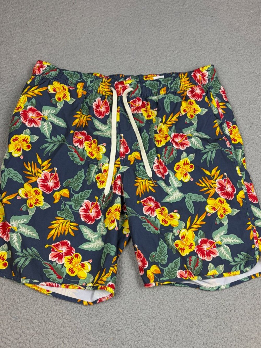Fair Harbor Swim Trunks Men’s XL Multicolor Floral Lined Beach Pool Drawstring